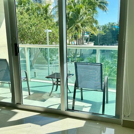 Sunny Isles, Beach Life! Parking Included Майами-Бич Экстерьер фото